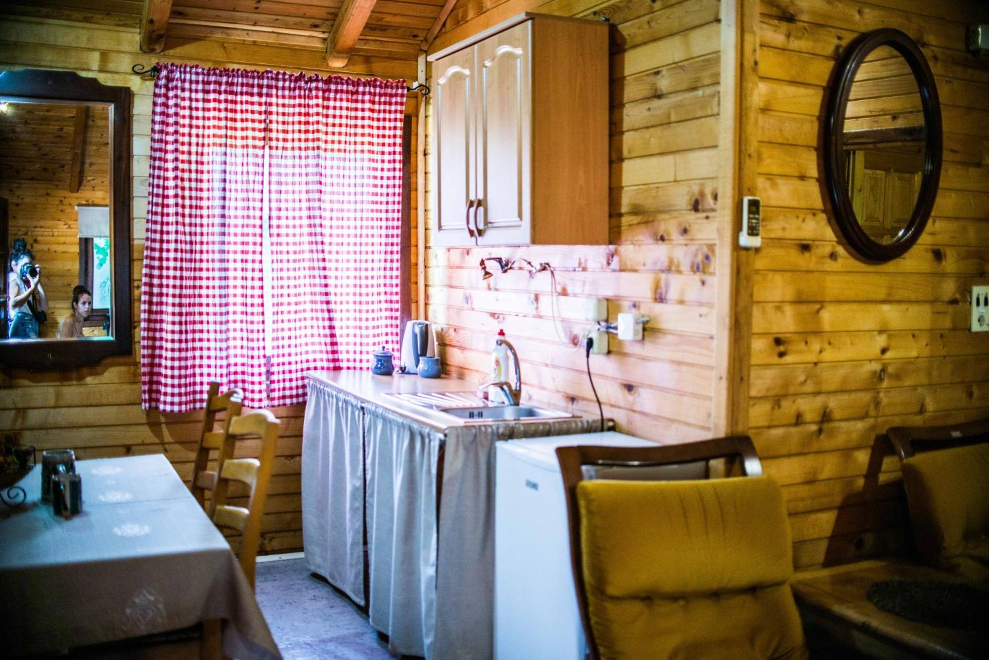 Wooden Village Resort Ponari المظهر الخارجي الصورة