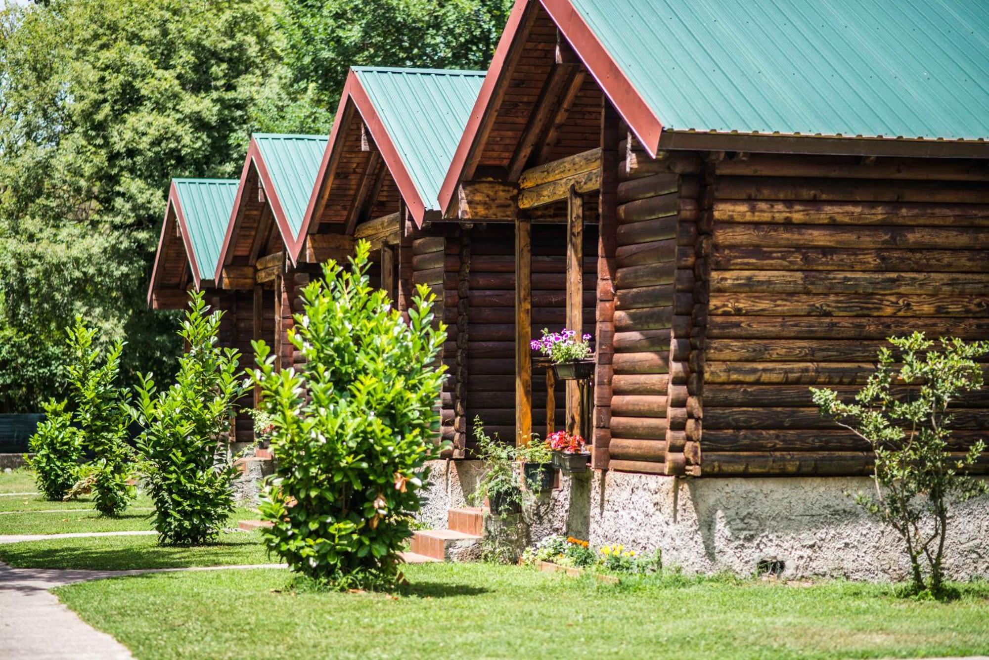 Ponari Wooden Village Resort المظهر الخارجي الصورة
